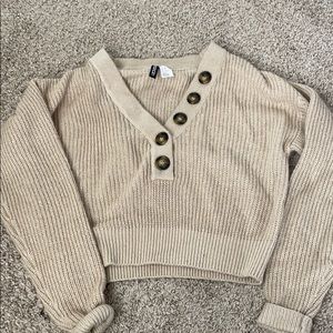 H&M cropped sweater
